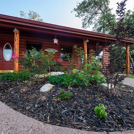 Cabin 1 Rental 15 Minutes From Magnolia And Baylor Waco Buitenkant foto